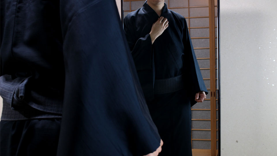 ご体型を採寸します