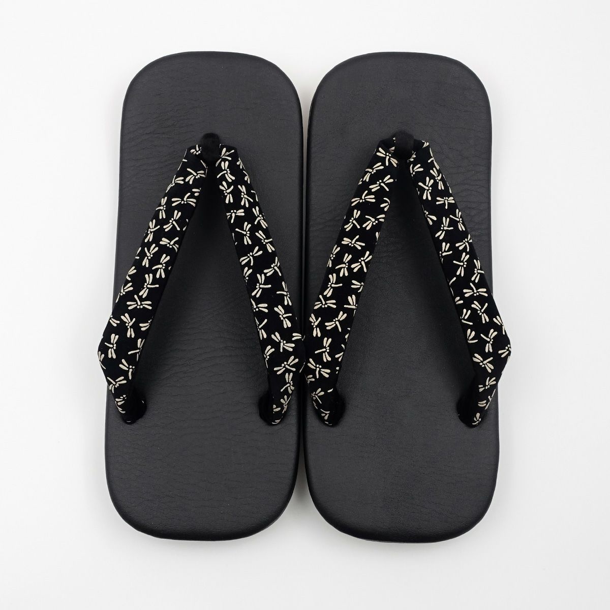 雪駄 印伝風 とんぼ 黒台 3L-4L