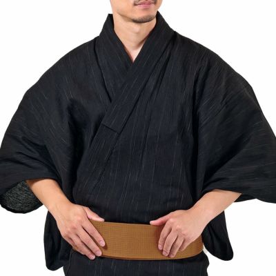 英語ガイドブック付き大人浴衣セット 近江ちぢみ 綿麻 黒 （浴衣+角帯+男締め）