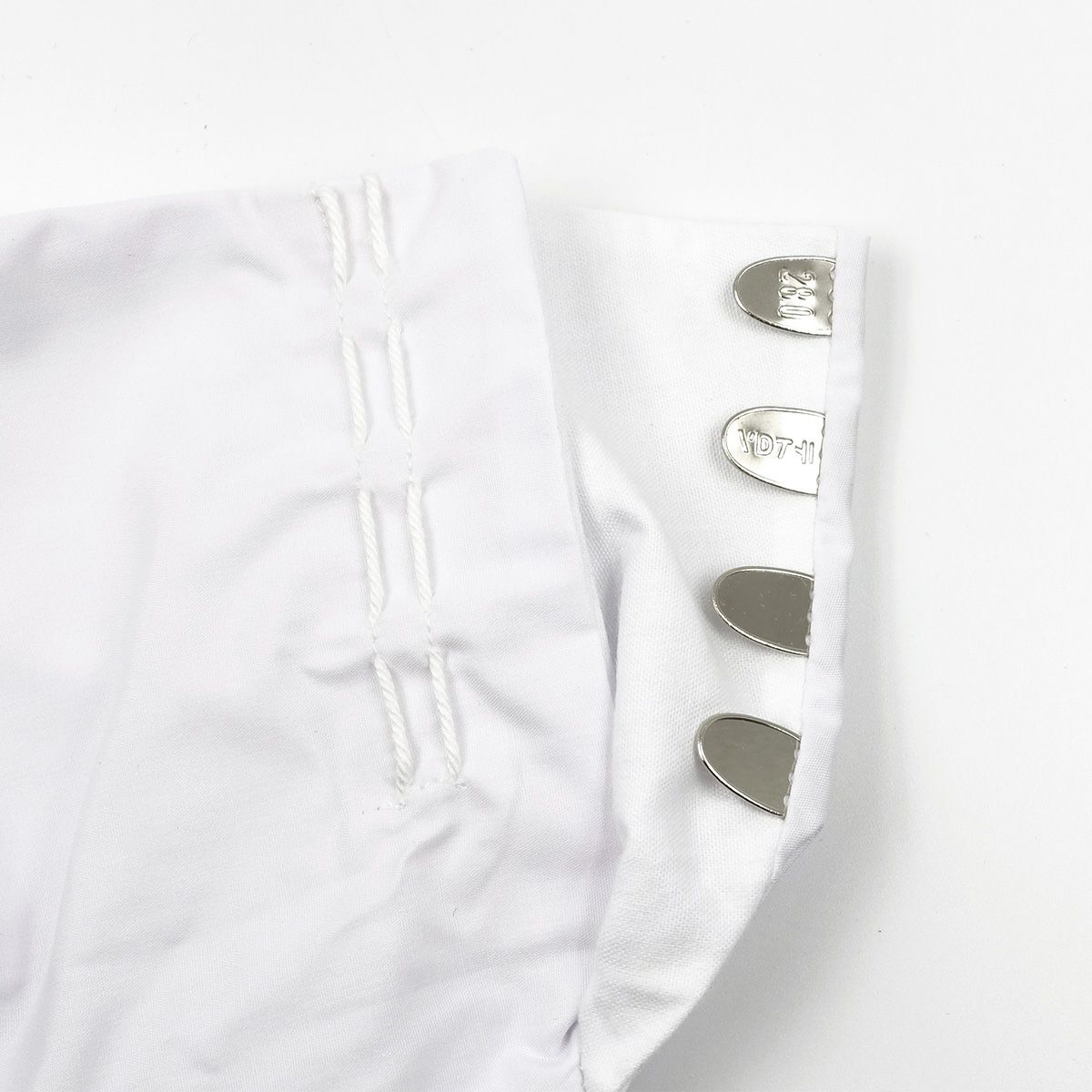 28～30cm前後対応 足袋 白 4枚こはぜ